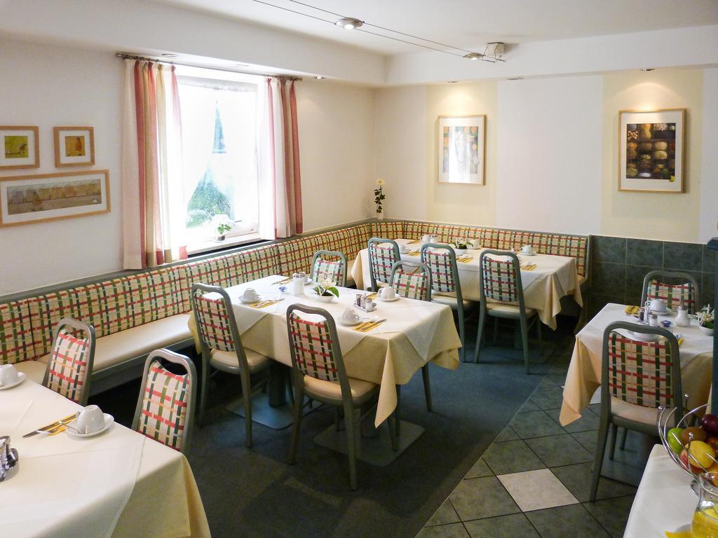 City Hotel Waldkraiburg Esterno foto